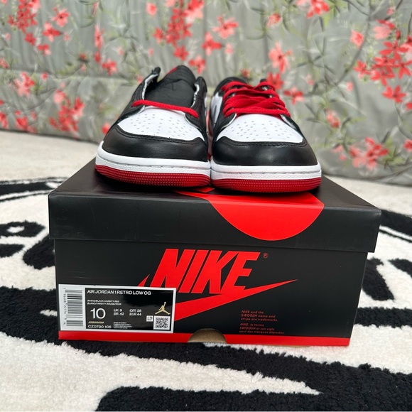 Nike Air Jordan 1 Low OG ‘Black Toe’ 🚨FINAL DROP🚨 - Picture 5 of 9